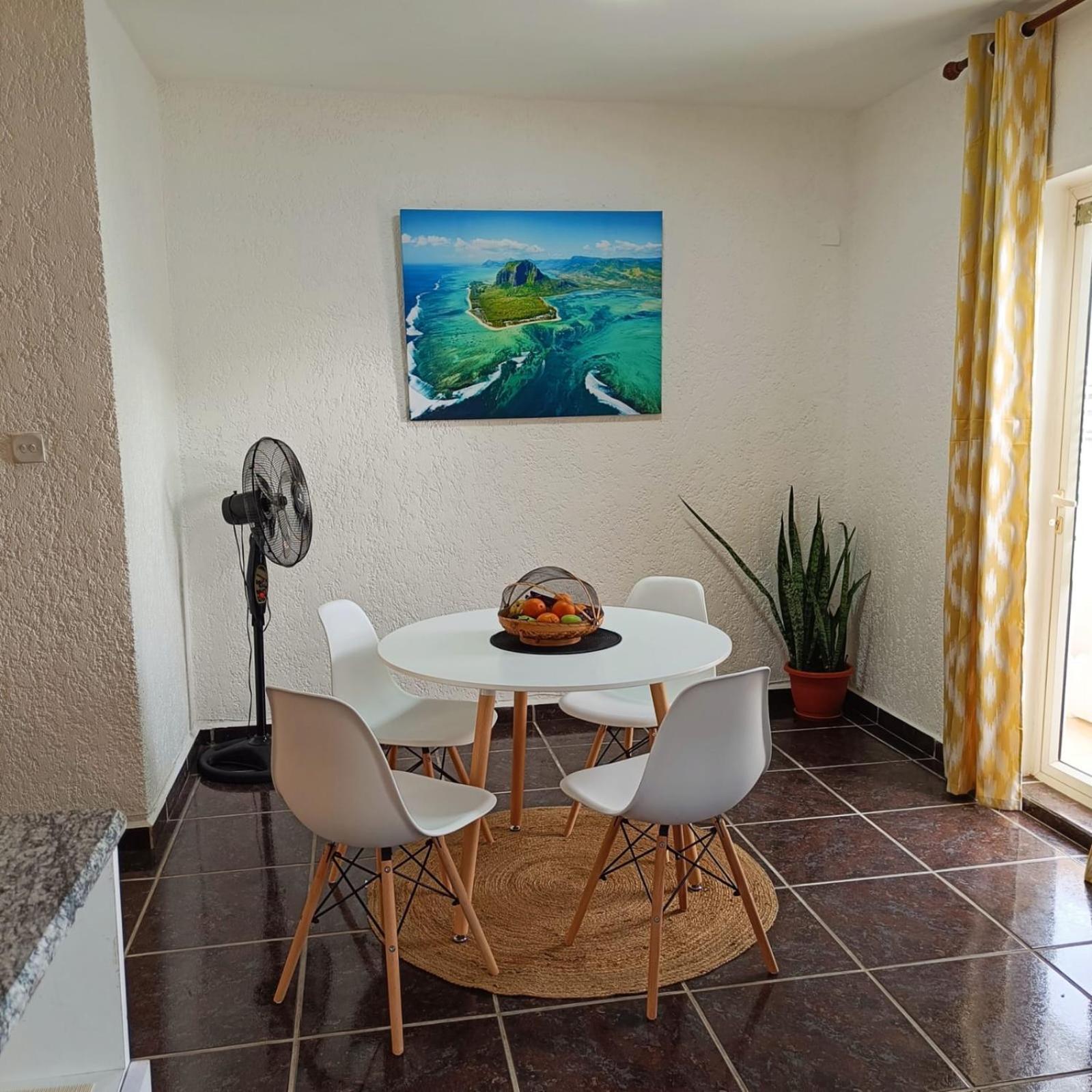 Flic-en-Flacq The Coastal Apartment מראה חיצוני תמונה